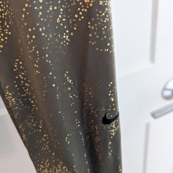 Nike Women Size S/P/CH Women's Dark Green Leggings - Picture 3 of 4